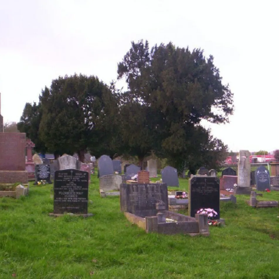 Mostyn (Christ Church) Churchyard