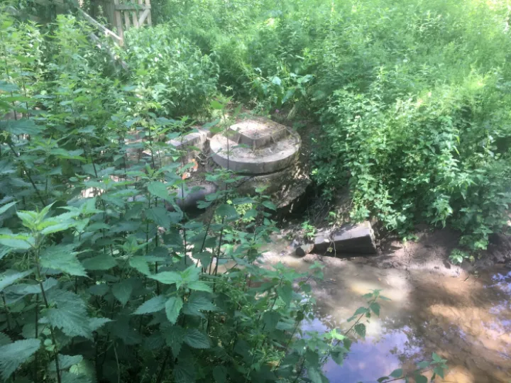 manhole 2