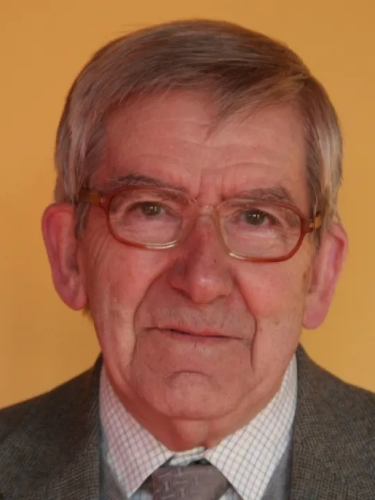 DR MICHAEL THORNTON