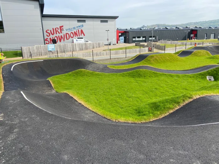 Adventure Parc pump track bends