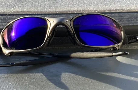 Oakley Juliet sunglasses with blue lenses