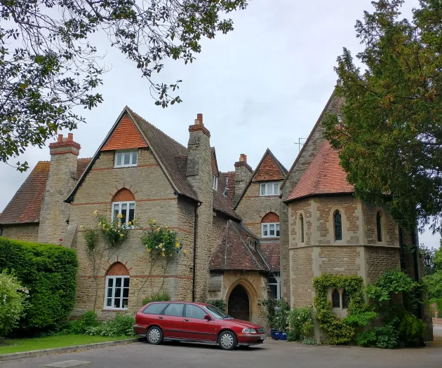 08 St Michaels training school