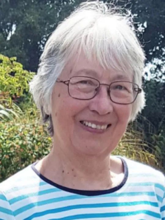 Christine Plume