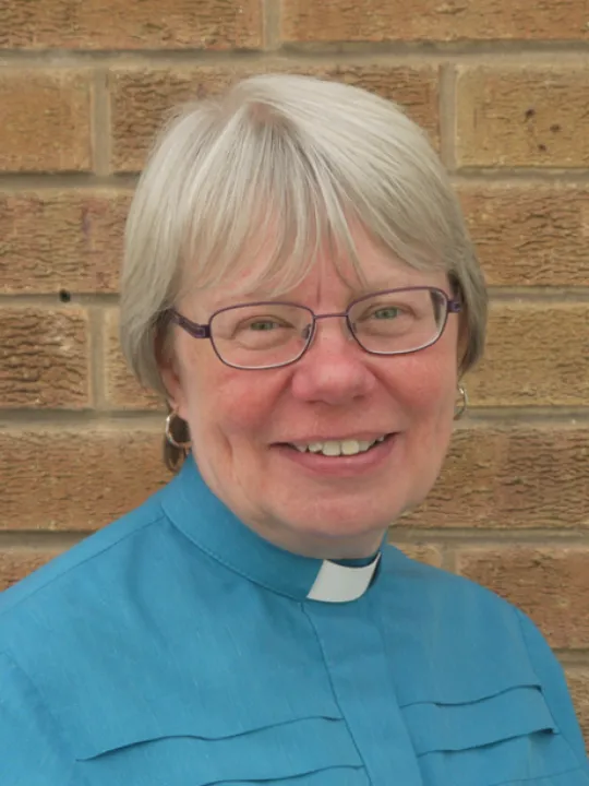 Julie Coates