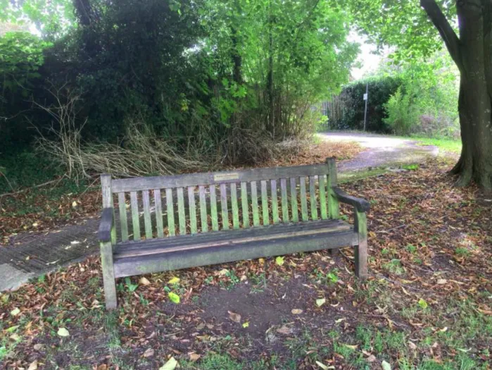 Benches in Haddenham