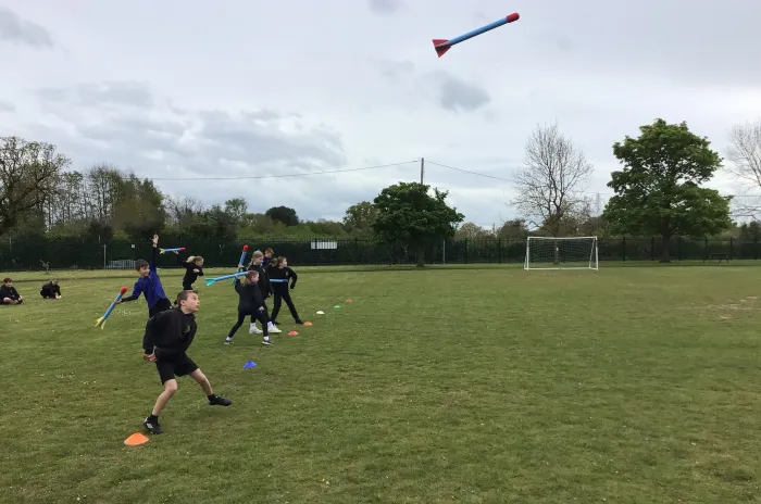 PE 1