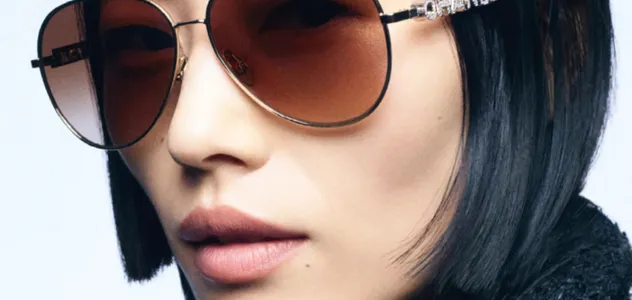 Woman wearing Chanel sunglasses