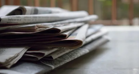 Selective Focus Photography of Magazines