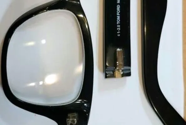 Damaged arms on Tom Ford sunglasses