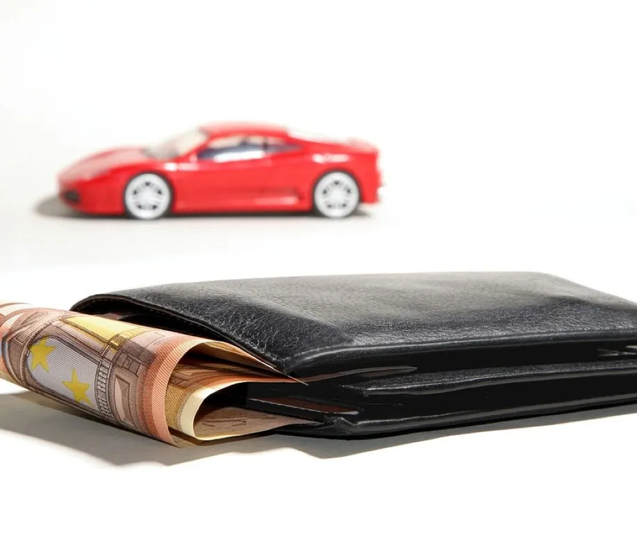 Auto financing, financing, interest charges, credit, money, automobile, public finance, loan, consumption value, residual value, finance, fuel costs, consumption, monetary system, rent, wallet, the car industry, automotive industry, lend, market, loan agr