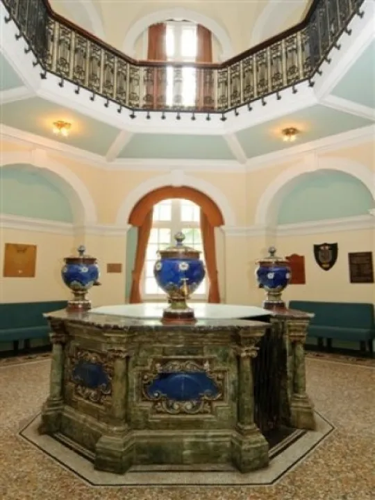 Spa Urn Cheltenham Town Hall
