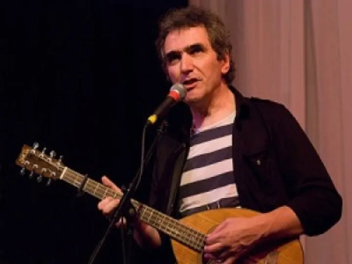 Jez Lowe