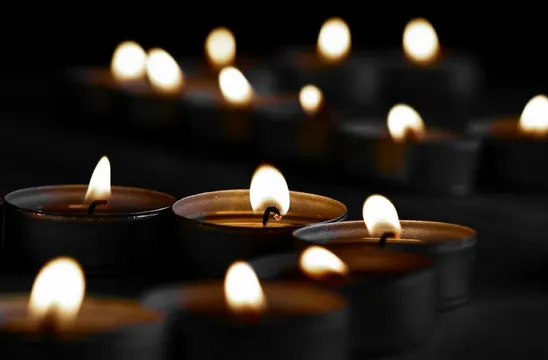Lights, candles, tea lights, church, prayer