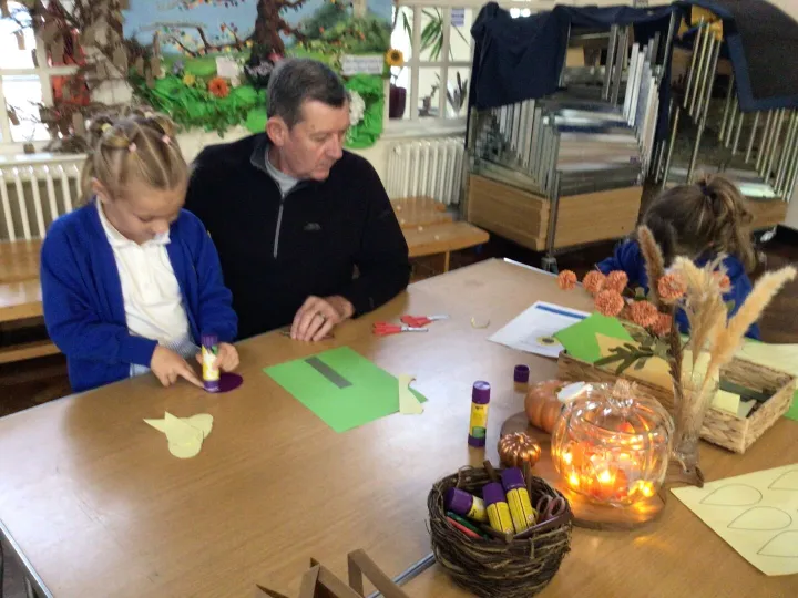 messy church y1