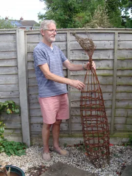 Martin Lloyd With Obelisk jpg