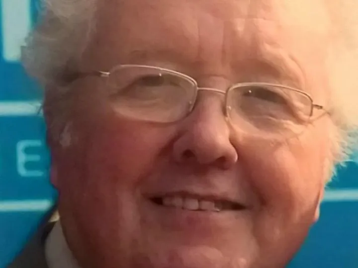 Geoff-Parsons-MBE-for-Wingate-Centre-service