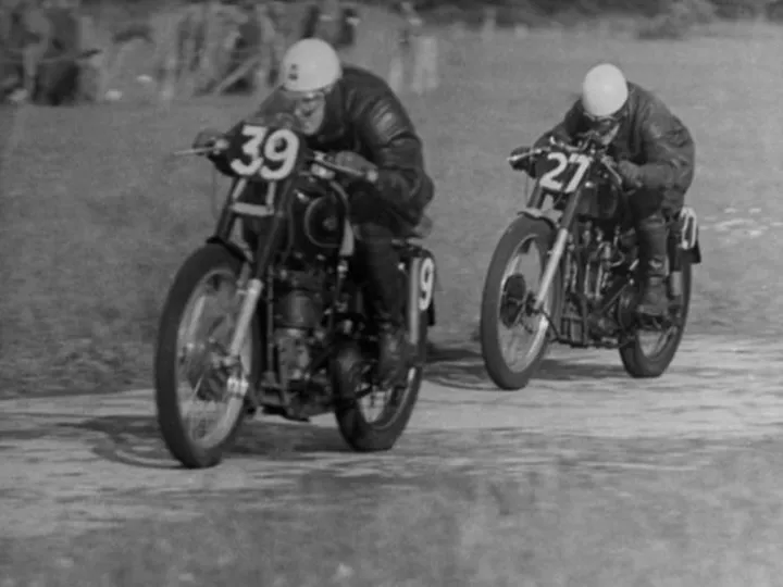 Airfield Racetrack 02