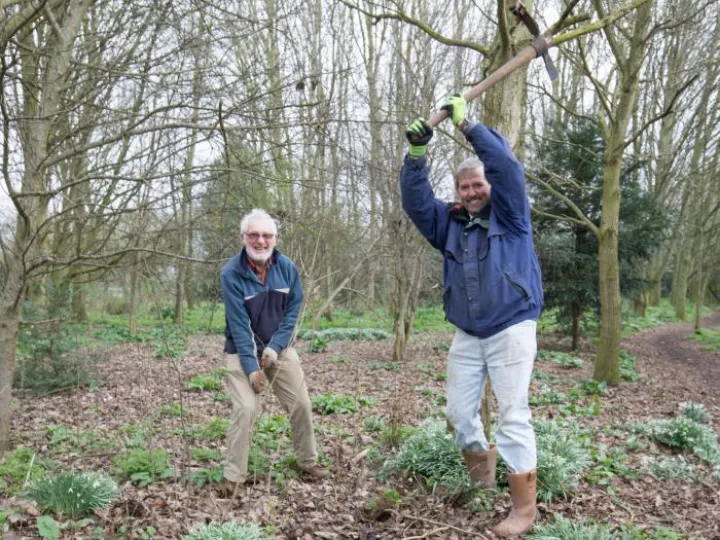 Robyn Thorogood & Jim Robinson