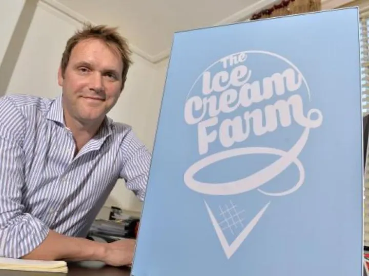 AF_006_The_Ice_Cream_Farm