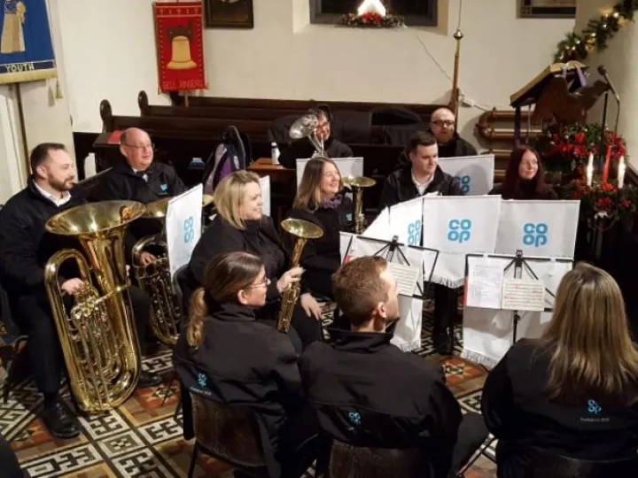 Carols round the tree2 2017