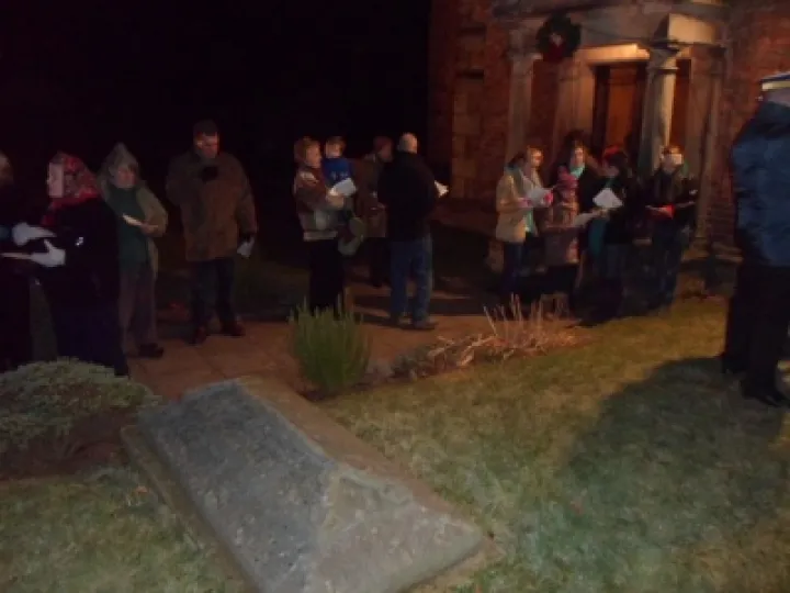 Carols round the tree 2012 (1)