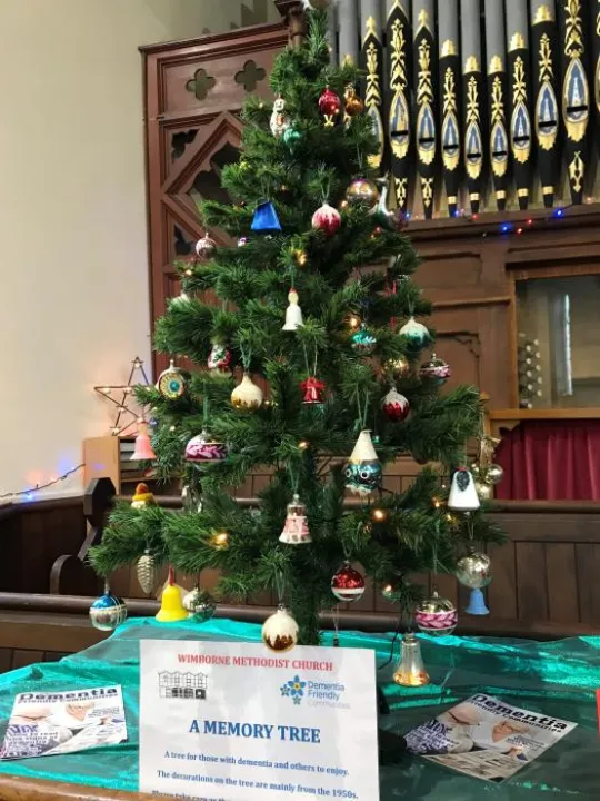 URC Xmas tree (2)