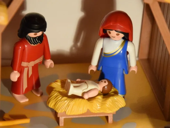 christmas-2393811_1920