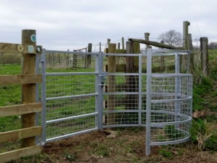 Wychert Way Gate 03