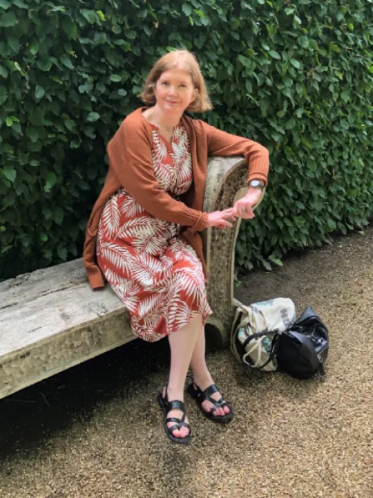 Julie Wallis