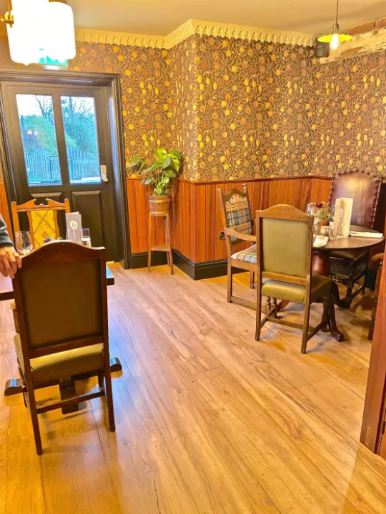 White Lion Opening 2