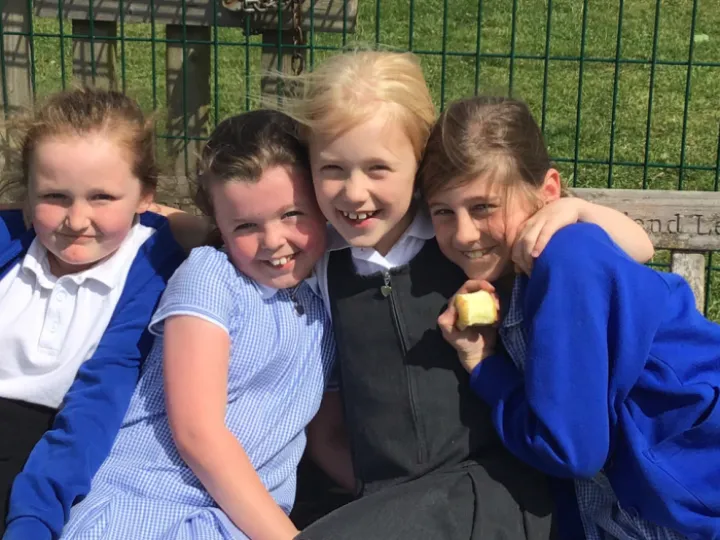 01F27C09-9621-41C7-ACE0-40569673057B