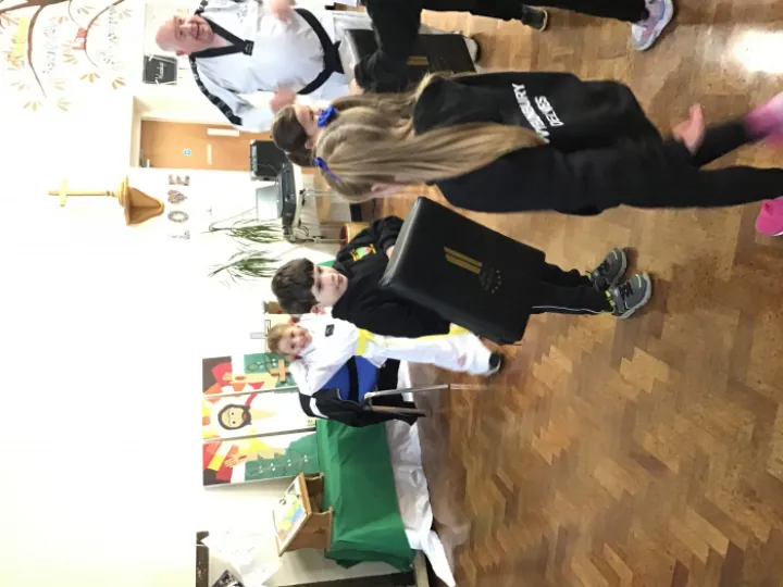 B9BCACDF-BC62-4F06-A51A-F25E9798A4B9