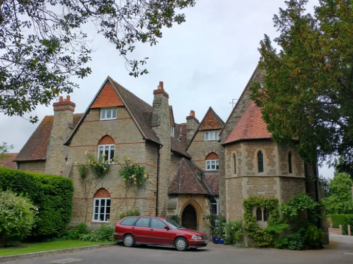 08 St Michaels training school