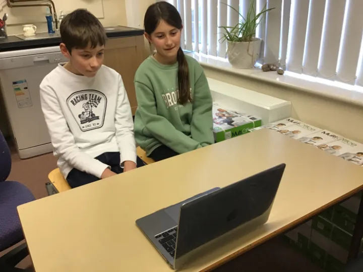 6A83E7FD-760C-4C97-9E38-829975FC81E4