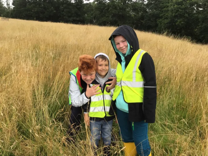 16704780-81CF-43C2-8D4A-A291335804CA