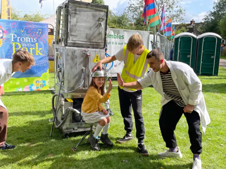 Four-Eyed Theatre 01