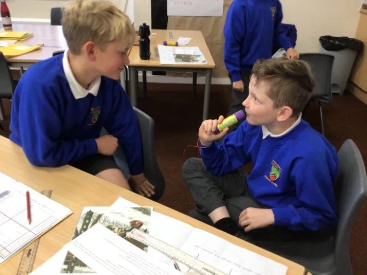 BAAF9781-9B21-4B75-B94D-52E0648953E2