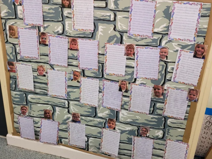 Wow Wall Y1