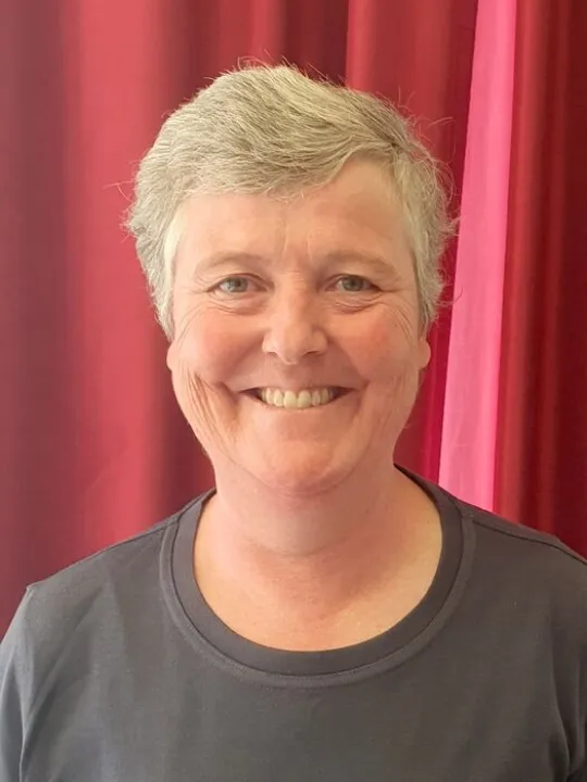 Caroline Holt