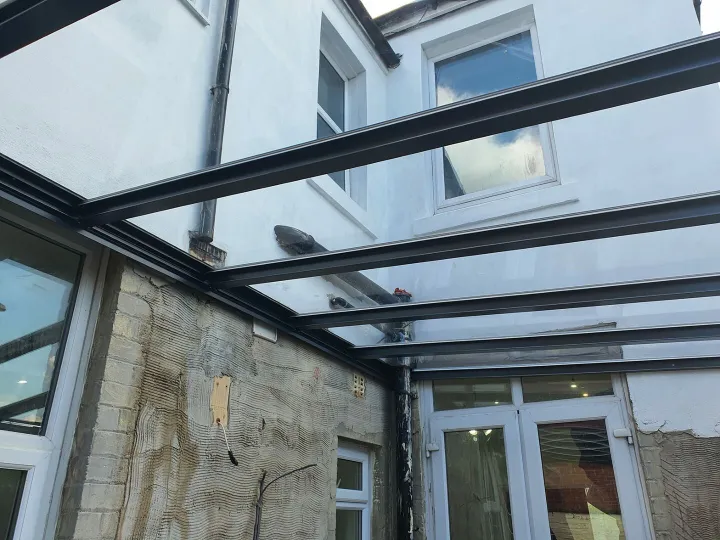 426751574_880885757380961_8621