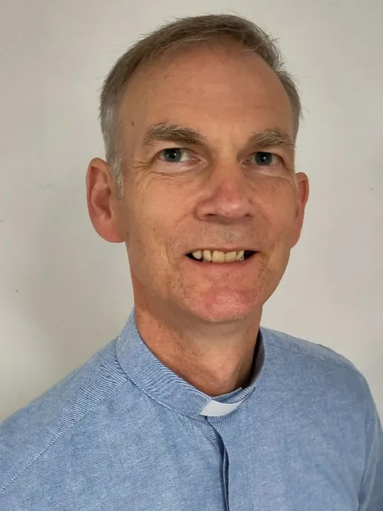 Rev Dr James Garnett