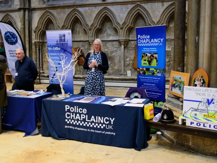 Av008_police Chaplaincy