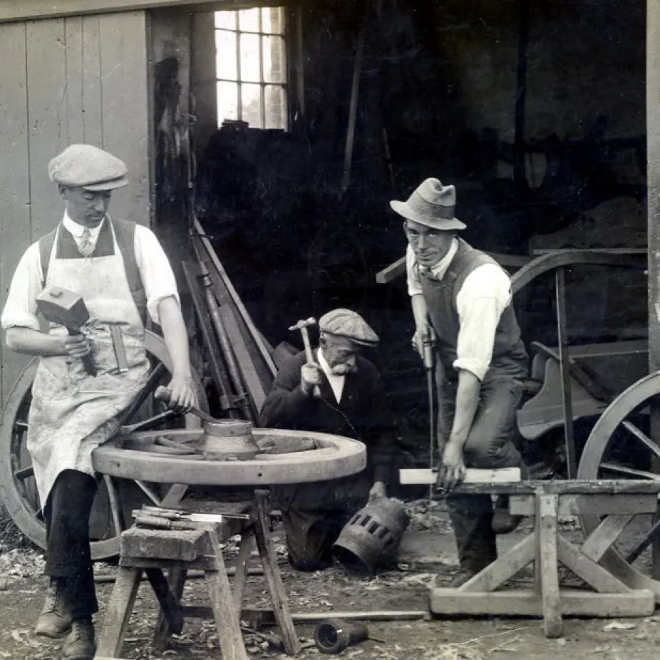 Macefen Smithy Workers