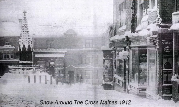Picture of Malpas Cross in 1912