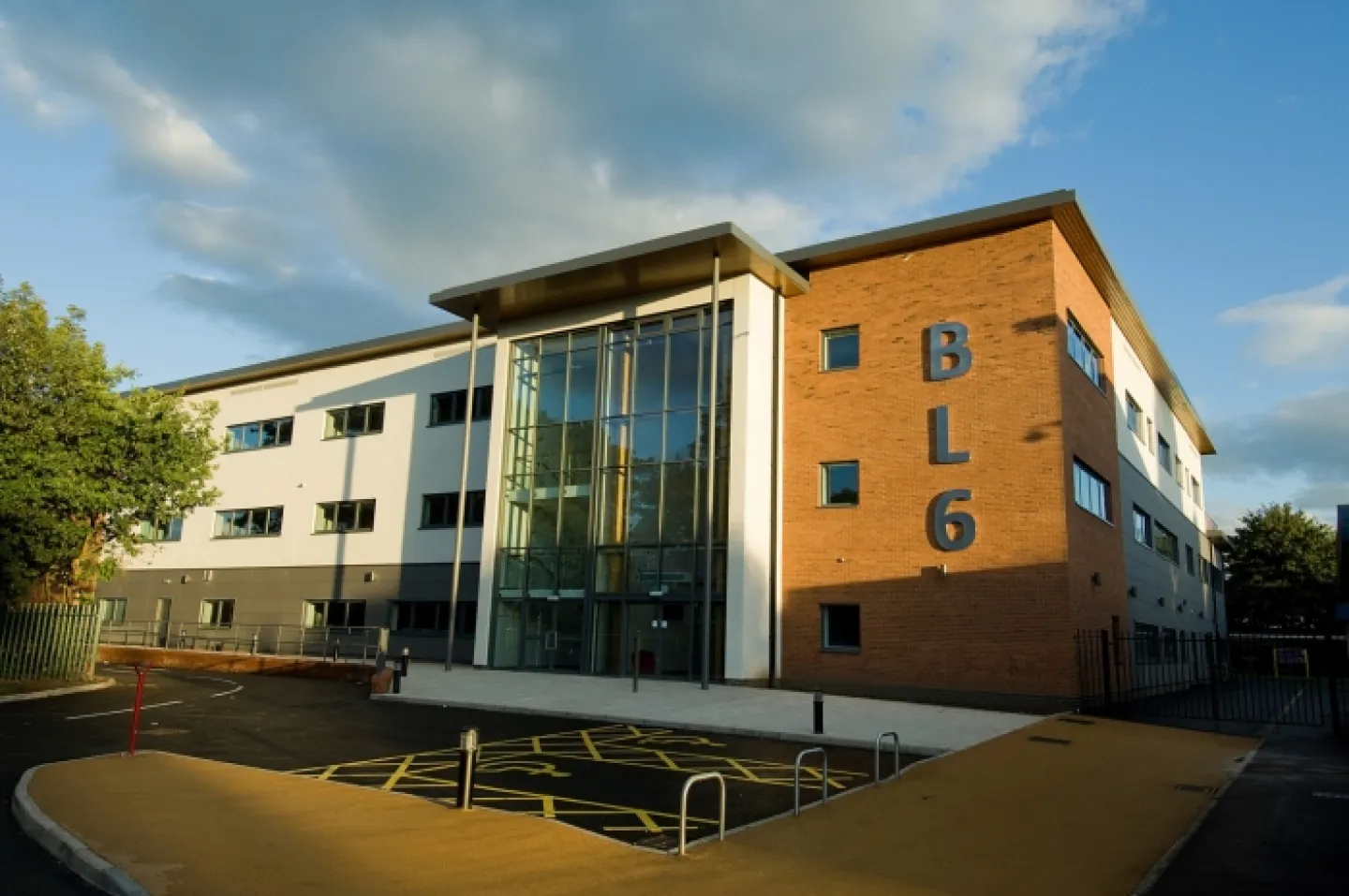 Brine Leas School