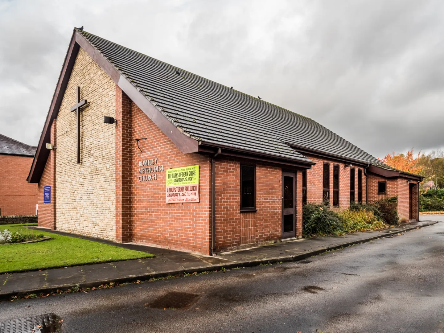 Romiley Methodist Church – Exterior