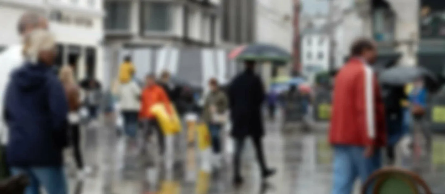 People blur
