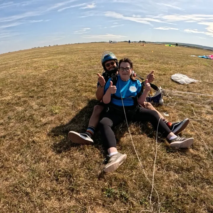 Lucy Sky Dive 4