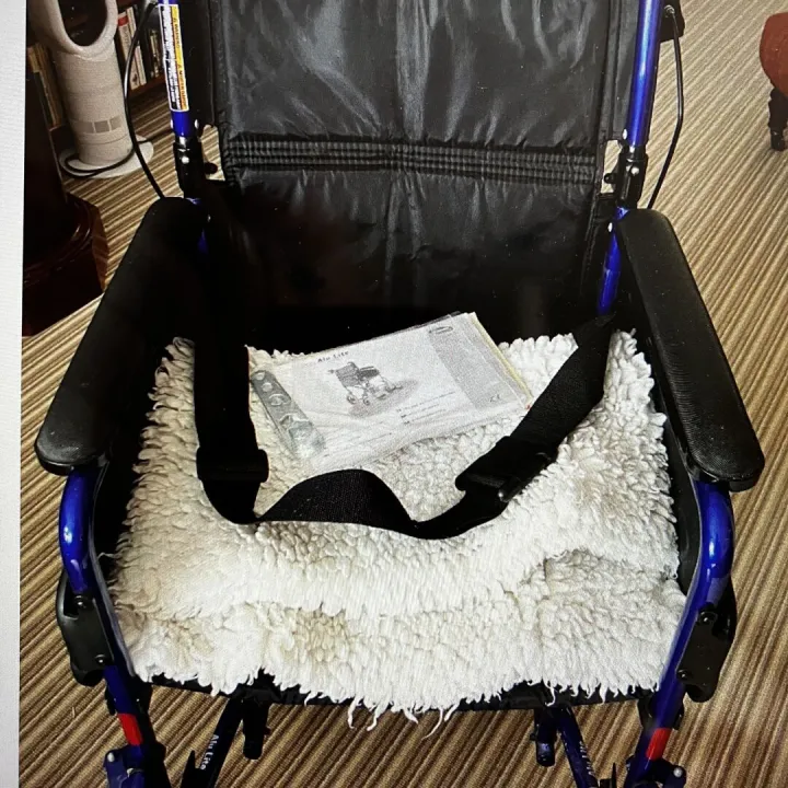 Invacare Wheelchair, lightweight, foldable blue aluminium + faux-sheepskin cushion in VGC – Items for sale