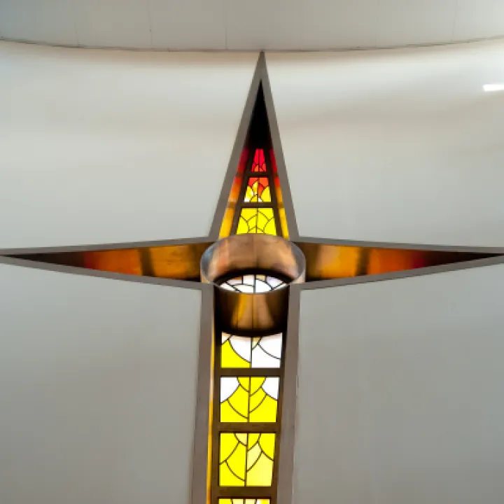Cross internal